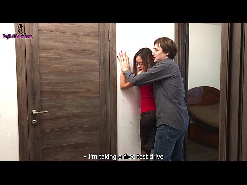 ❤️ Սեքսուալ ռիելթորը զգայական ցնցում է իր փիսիկը և ծակվում իր բնակարանը վաճառելիս - Կրեմպայ Որակյալ պոռնո պոռնոյում hy.pornolymp.ru ❤